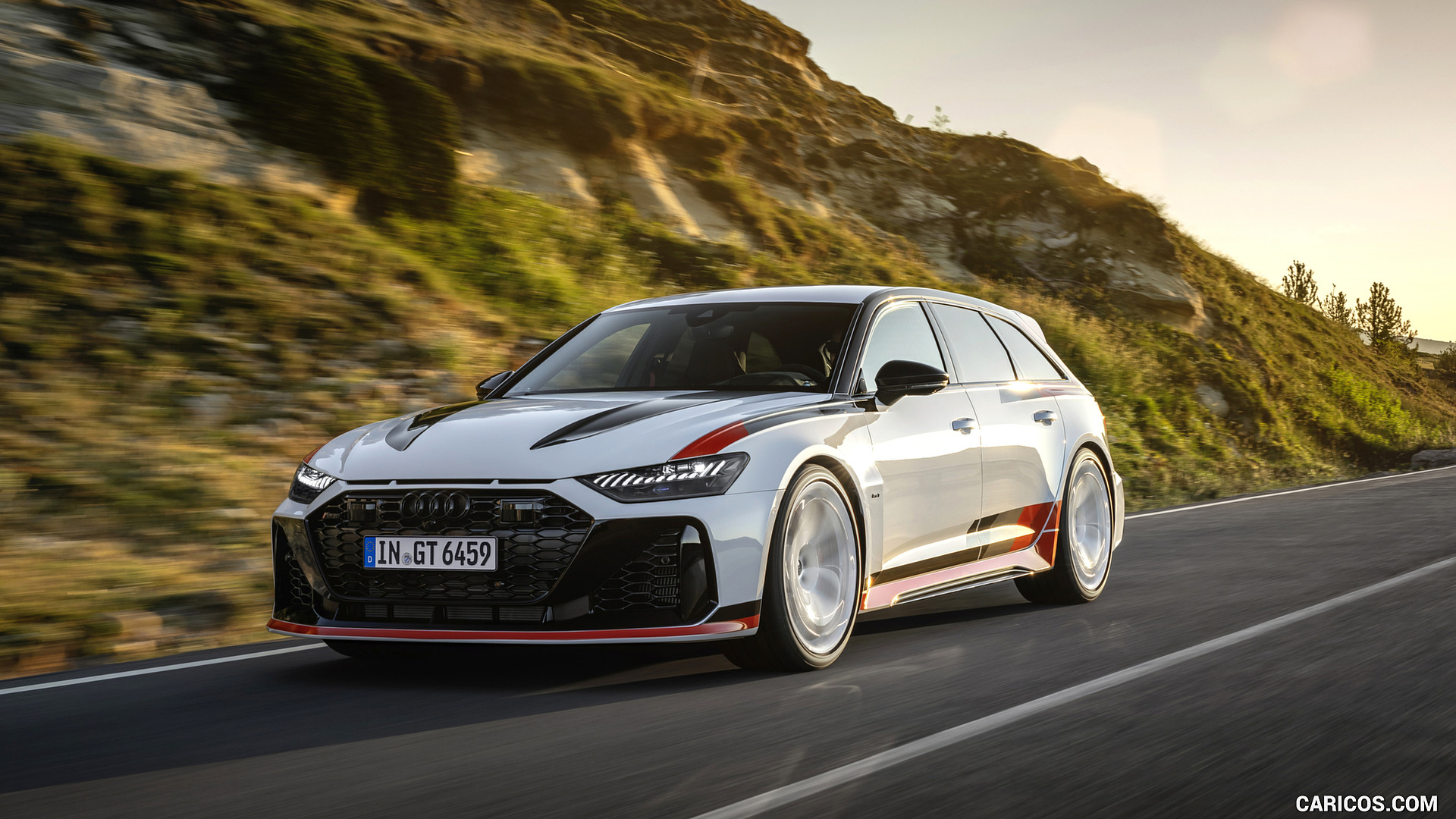 Audi RS 6 Avant GT – exklusive Performance-Limousine in Fahraufnahme