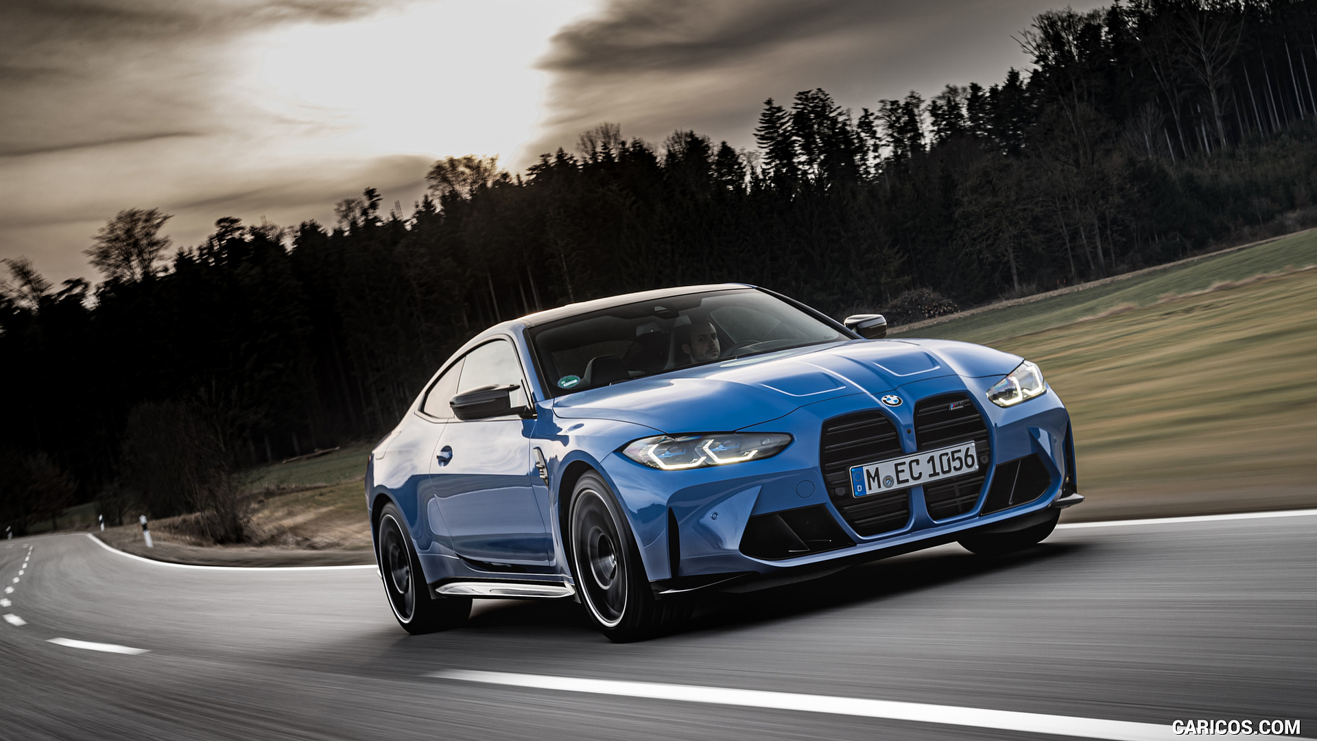 BMW M4 Competition xDrive – Frontansicht des Hochleistungscoupés