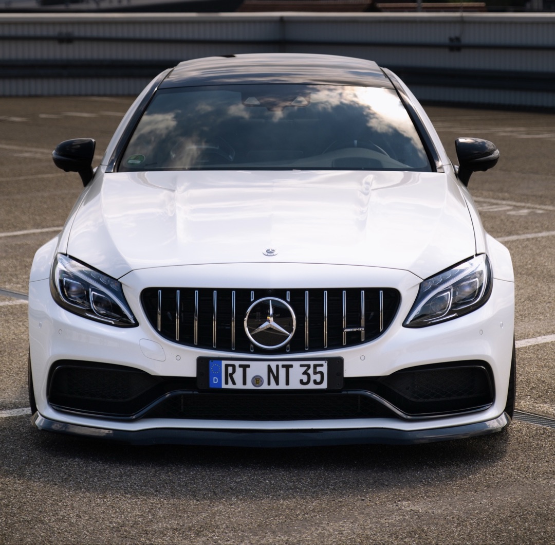 Mercedes MERCEDES-AMG C 63 S COUPÉ GRAIL mieten in Elchingen