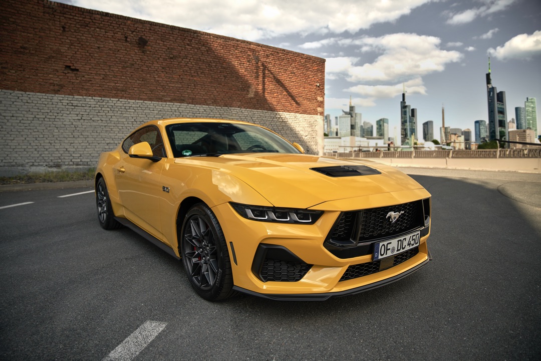 Ford Ford Mustang GT 5.0 mieten in Poppenhausen