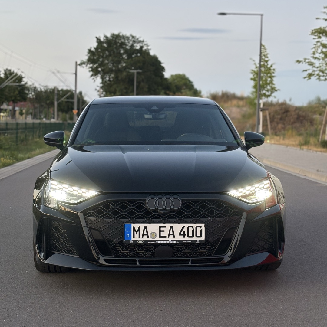 Audi Audi RS3 mieten in Obrigheim