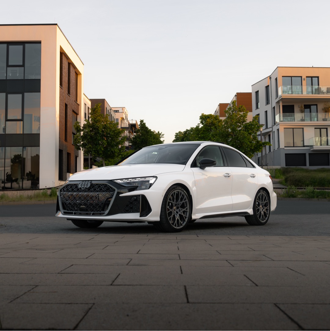Audi Audi RS3 Limousine Facelift 2025 mieten in Torgau