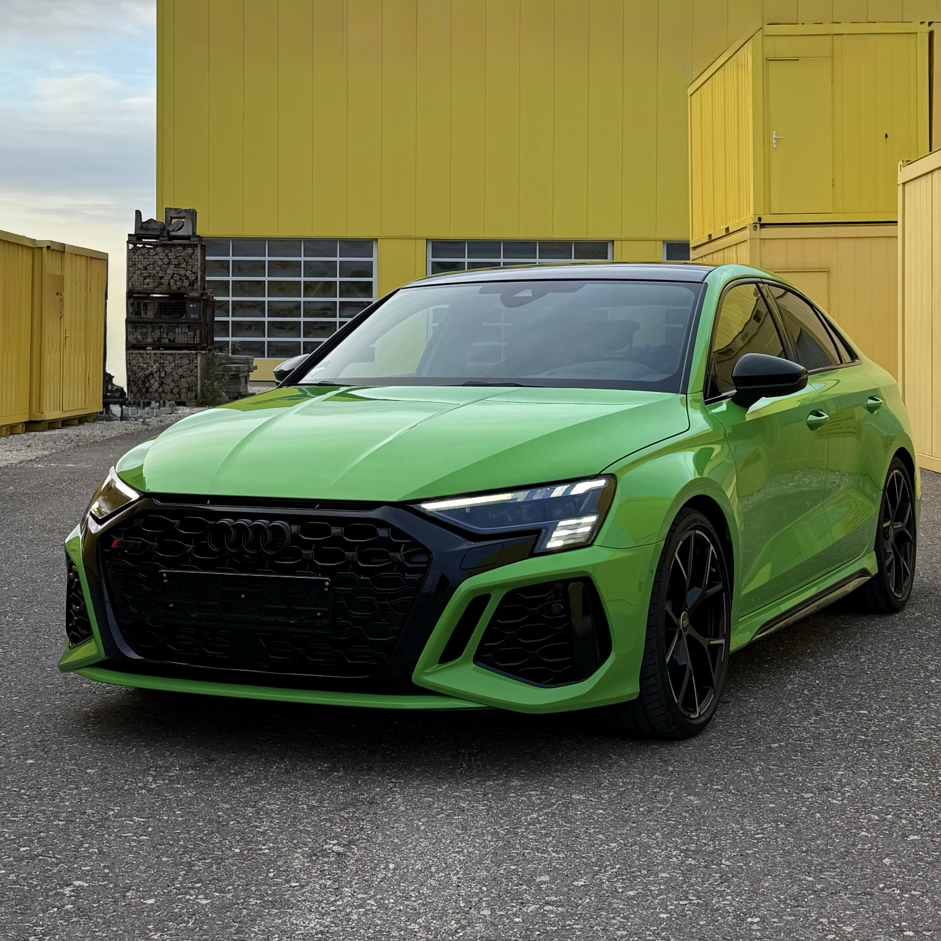 Audi Audi RS3 mieten in Elchingen