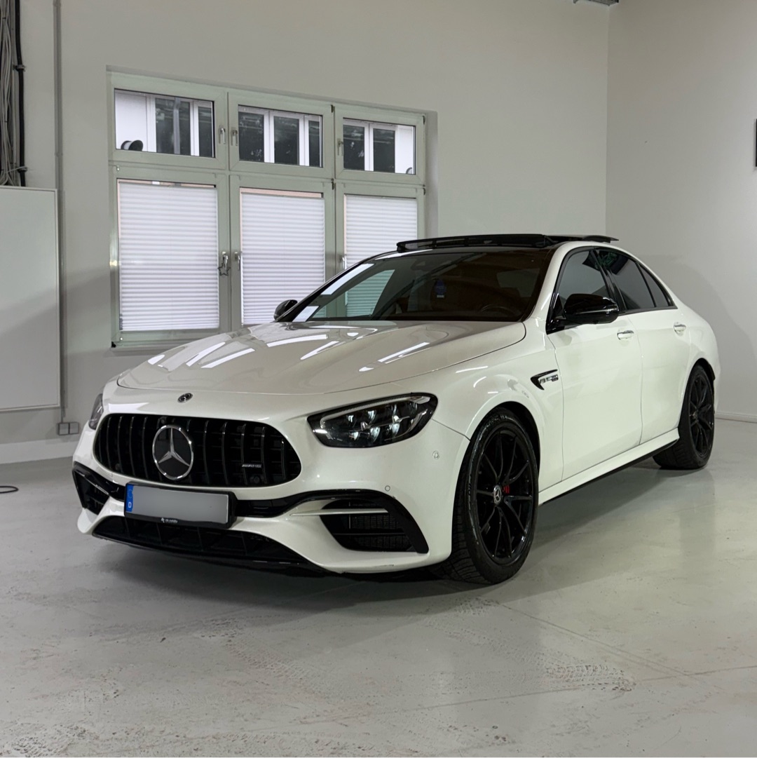 2024 Mercedes E63S mit 612PS, Automatik, 3.2s (0-100) - Mieten in Berlin