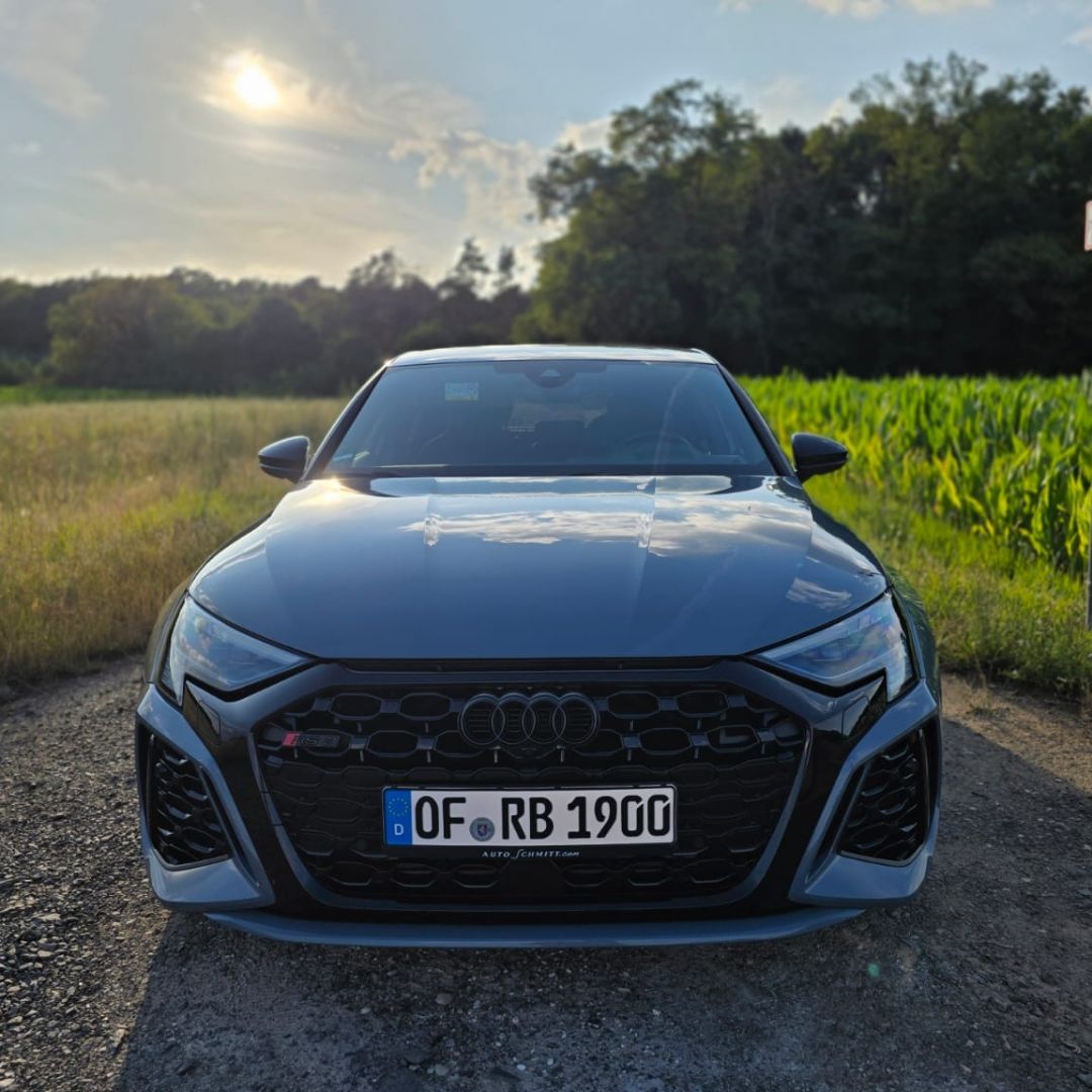 Audi Audi RS3 mieten in Karben
