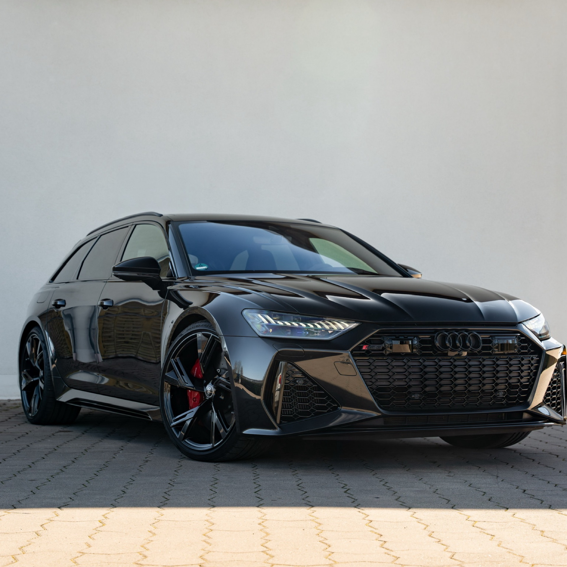 Audi Audi RS6 mieten in Sibbesse