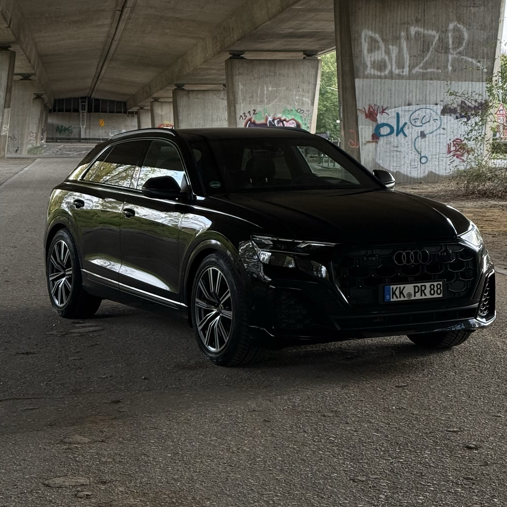 Audi Audi SQ8 Facelift mieten in Wachtendonk