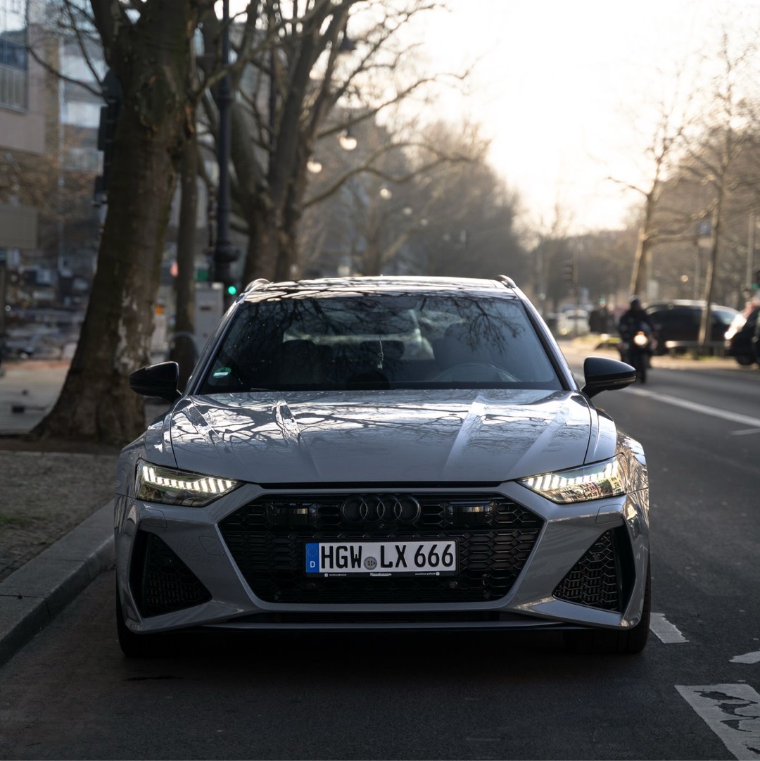 Audi Audi RS6 Avant mieten in Berlin Charlottenburg