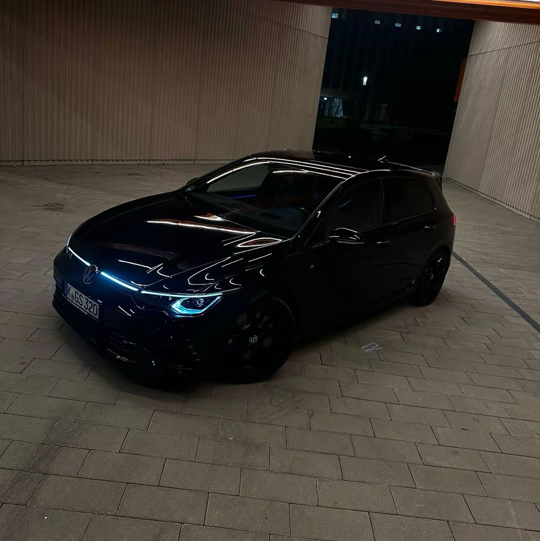 Golf 8 R Performance [Akrapovic]