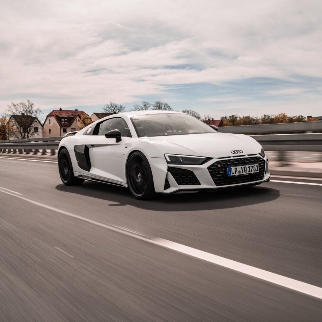 Audi Audi R8 V10 Performance mieten in Olsberg