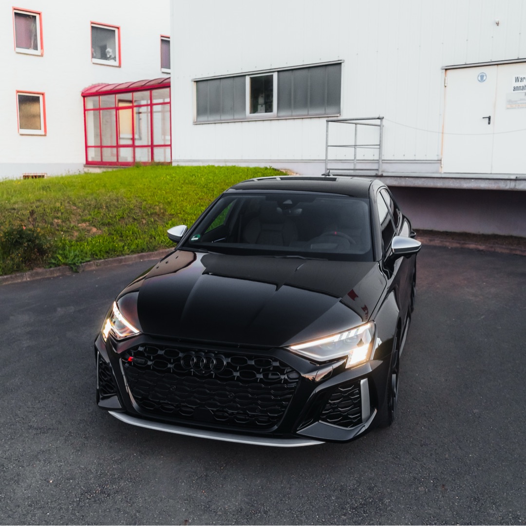 Audi Audi RS3 Sportback mieten in Torgau