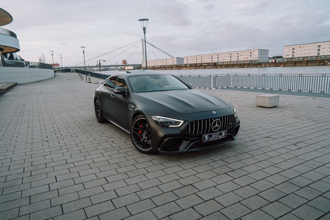 Mercedes Mercedes-AMG GT 63 mieten in Obrigheim