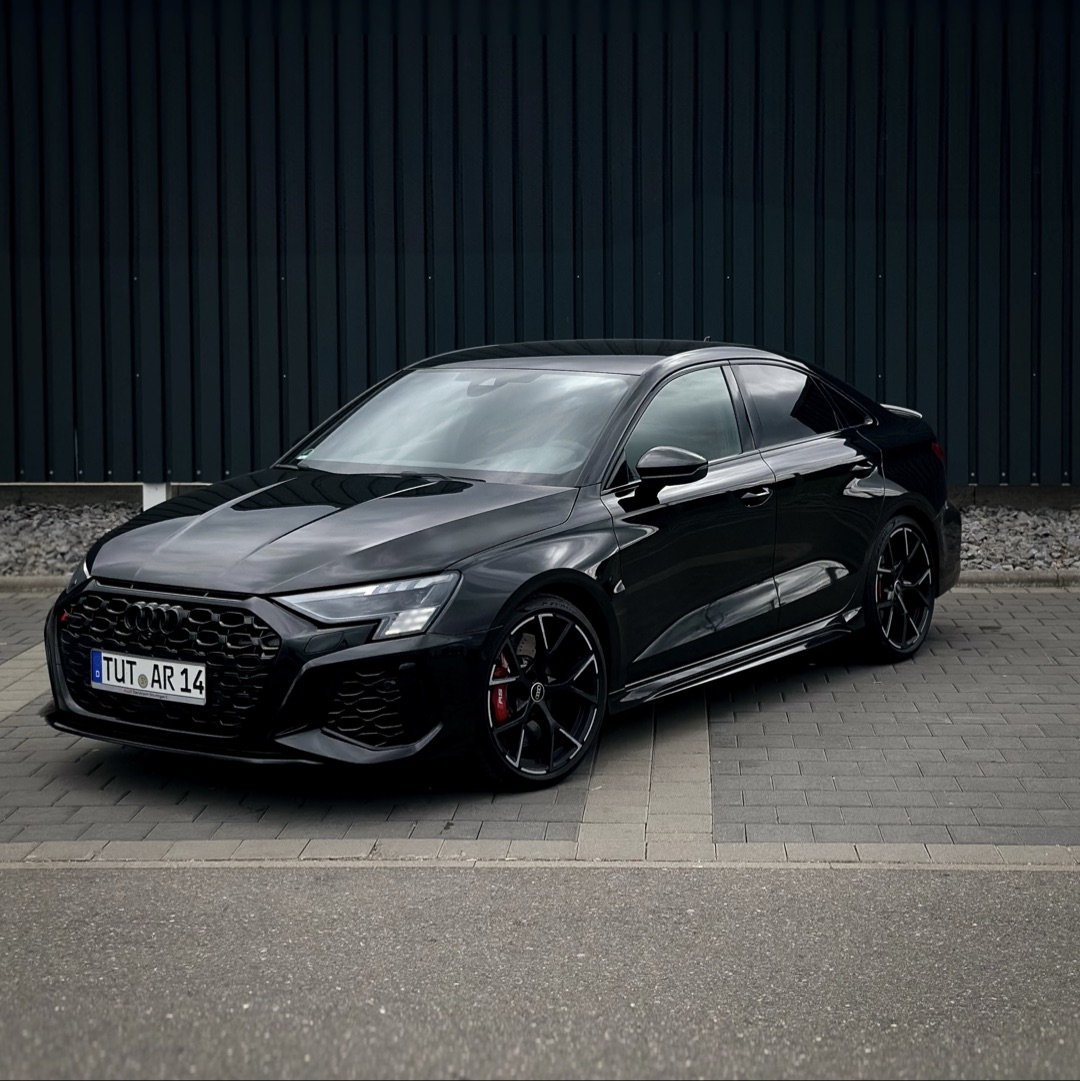 Audi Audi RS3 Limousine mieten in Bonndorf im Schwarzwald