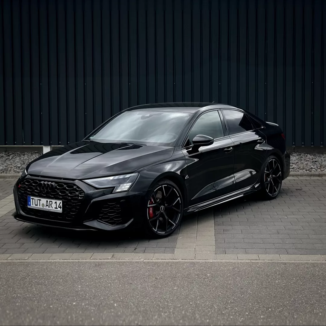 Audi RS3 Limousine