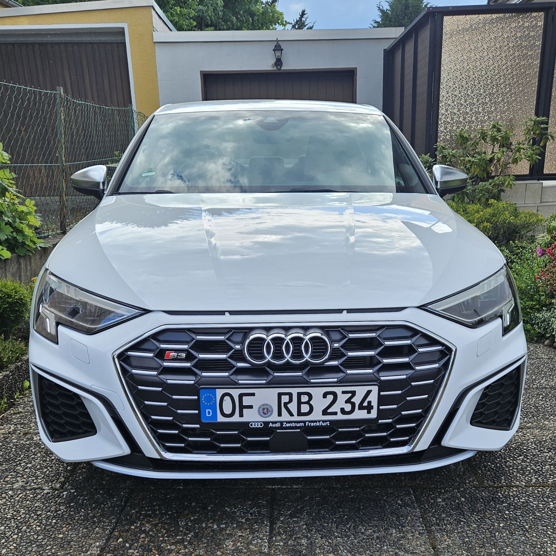 Audi Audi S3 mieten in Karben