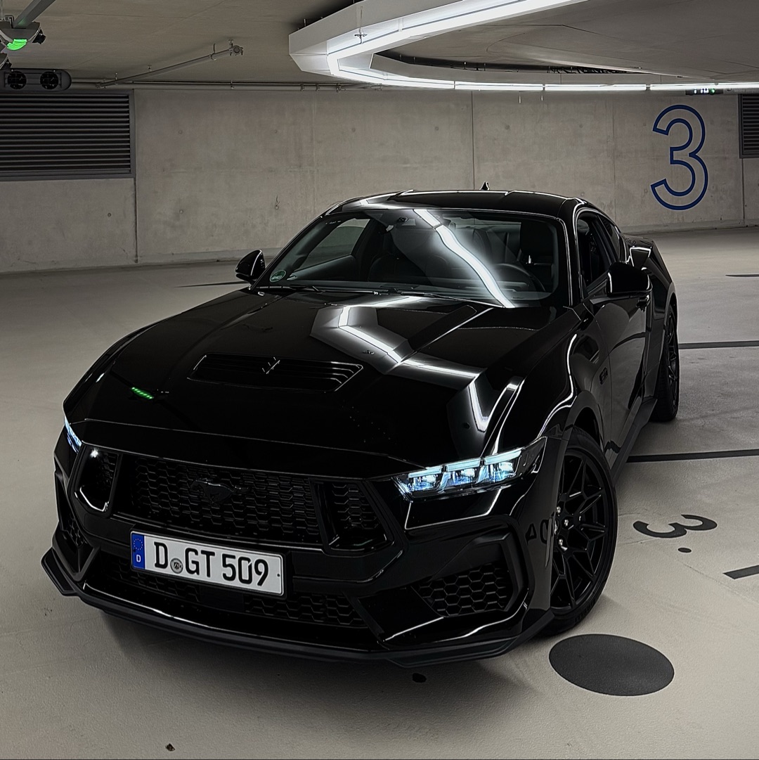 Ford Ford Mustang GT Mieten | +50KM Neukundenbonus! mieten in Moers