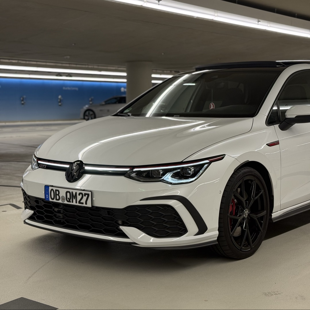 VW Golf 8 GTI 2.0TSI DSG Pano Harman Kardon