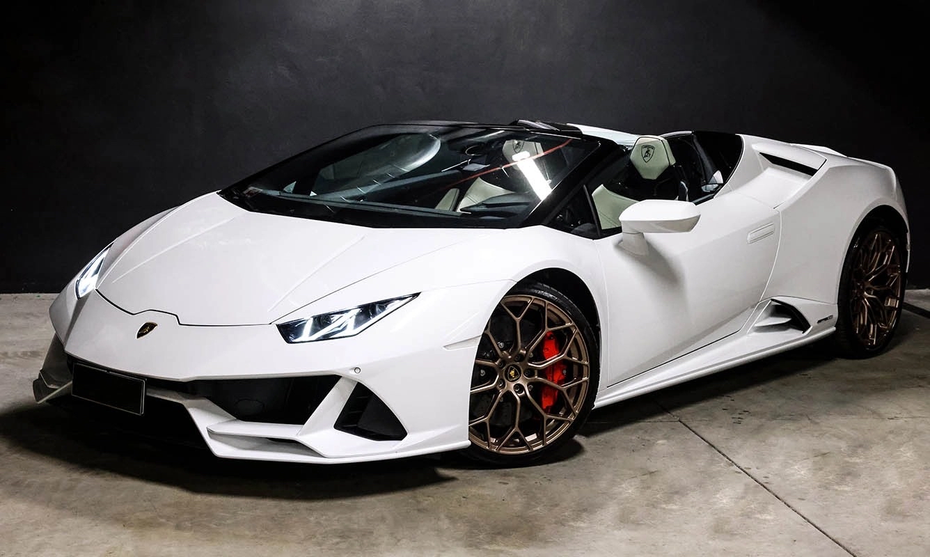 Lamborghini Lamborghini Huracan EVO Spider mieten in Poppenhausen
