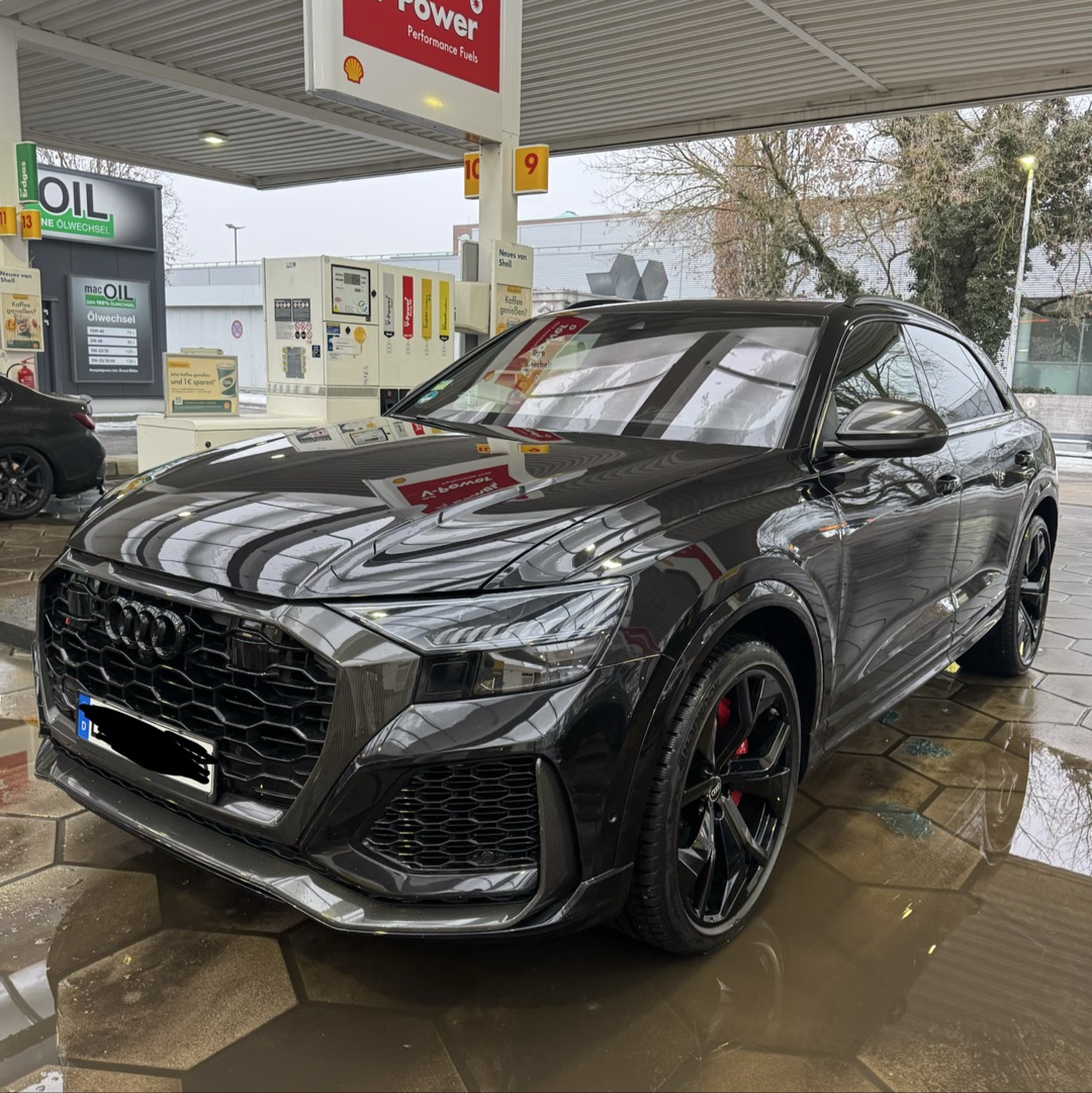 Audi RSQ8 Sportwagen suv