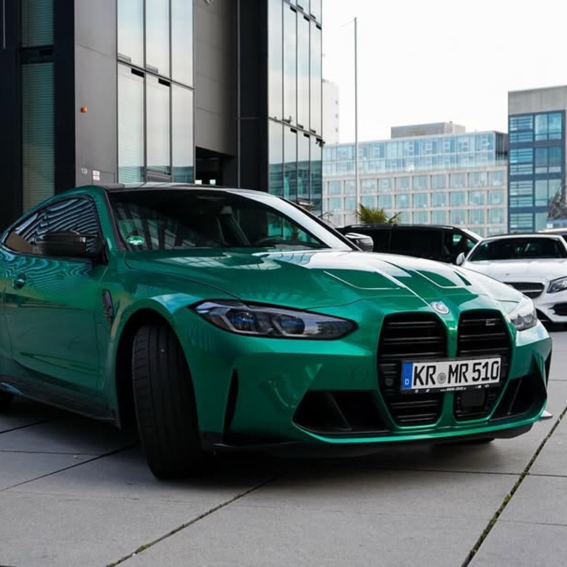 Bmw BMW M4 Competition xDrive mieten in Oberhausen