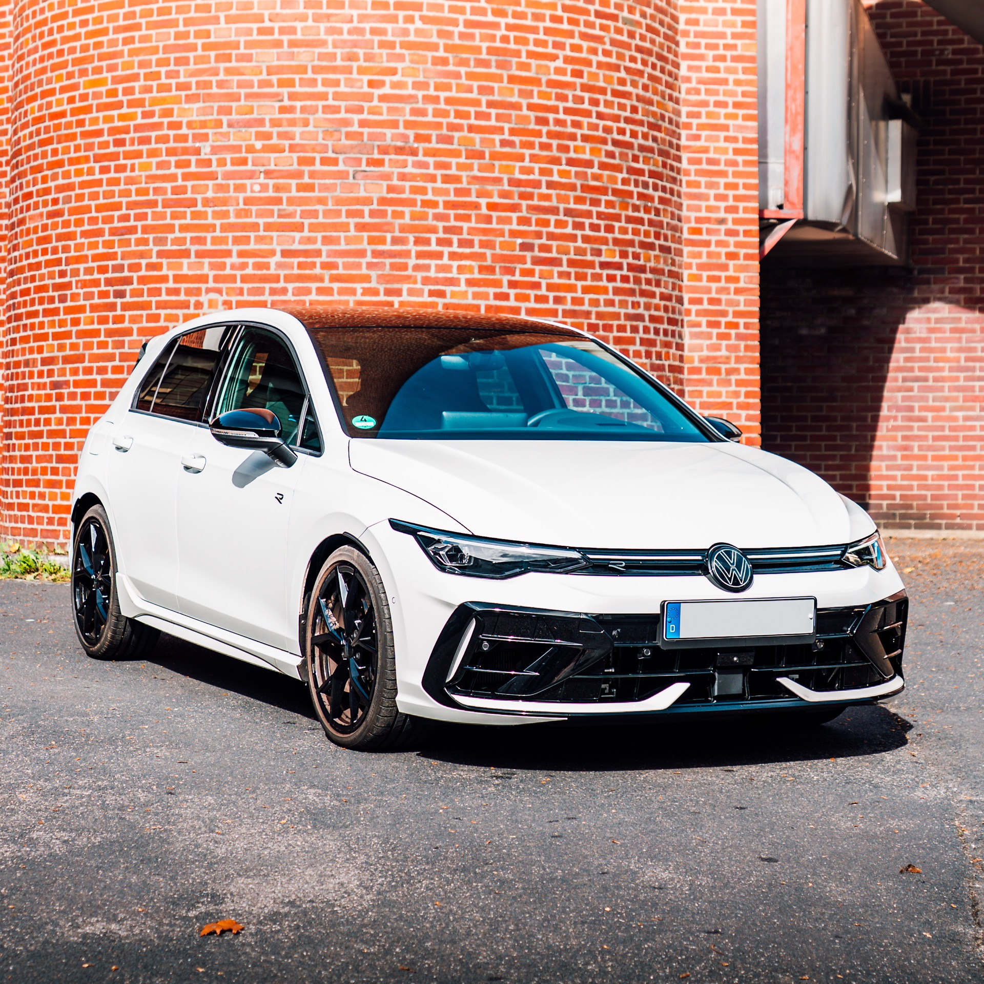 VW Golf R Black Edition 2025 mieten in Hückeswagen