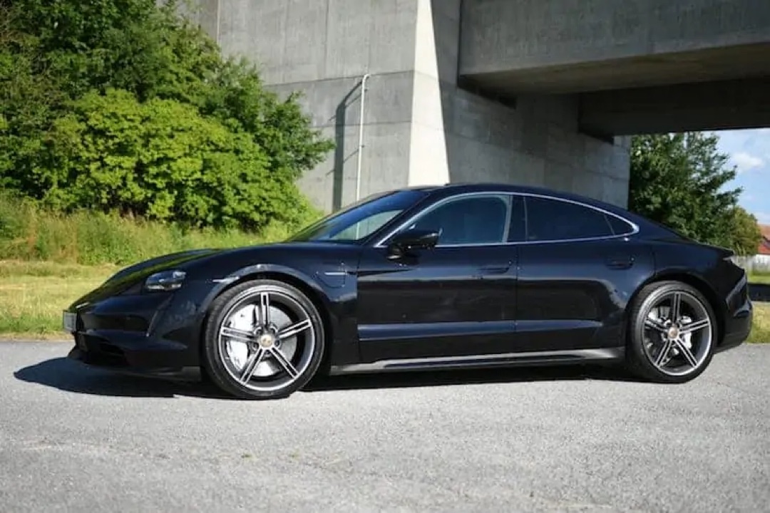 Porsche Porsche Taycan Turbo E-Power mieten in Vohburg a.d. Donau