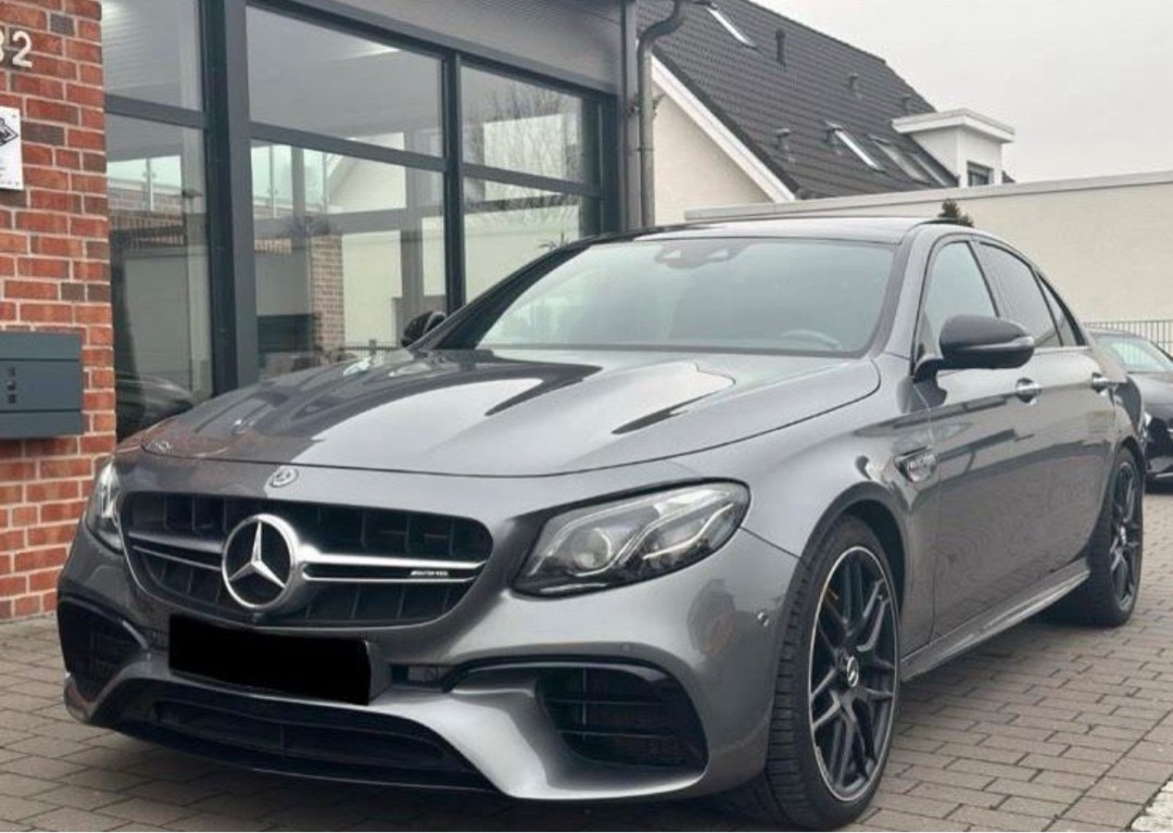 Mercedes Benz E63s