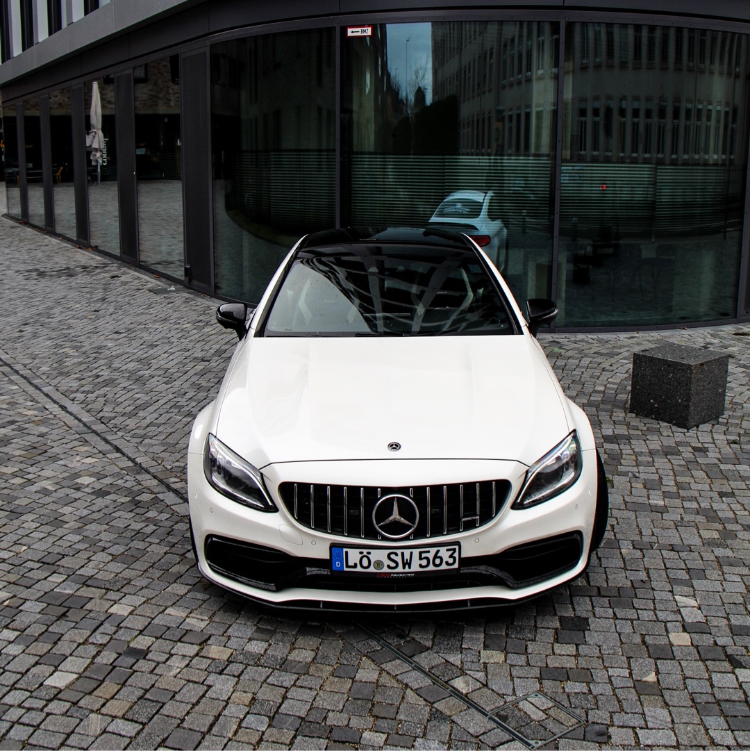 Mercedes Mercedes-Benz C63s AMG Coupé mieten in Emmendingen