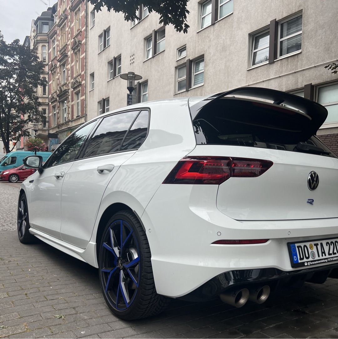 VW Golf 8 R (20Y Edition)
