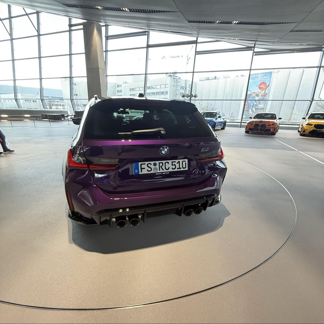BMW M3 Touring 530 PS in Individuell Purple