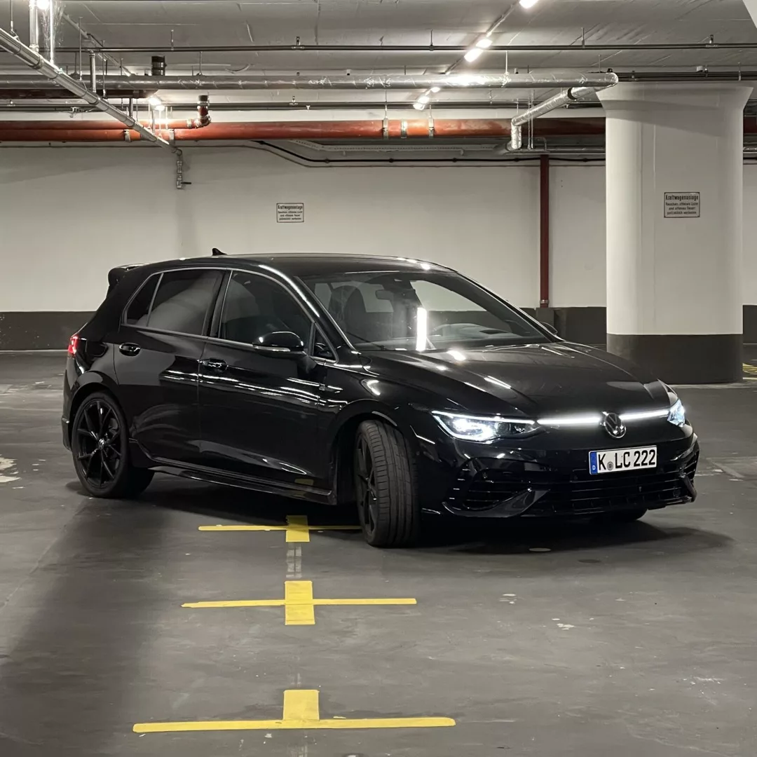 VW Golf 8 R Performance