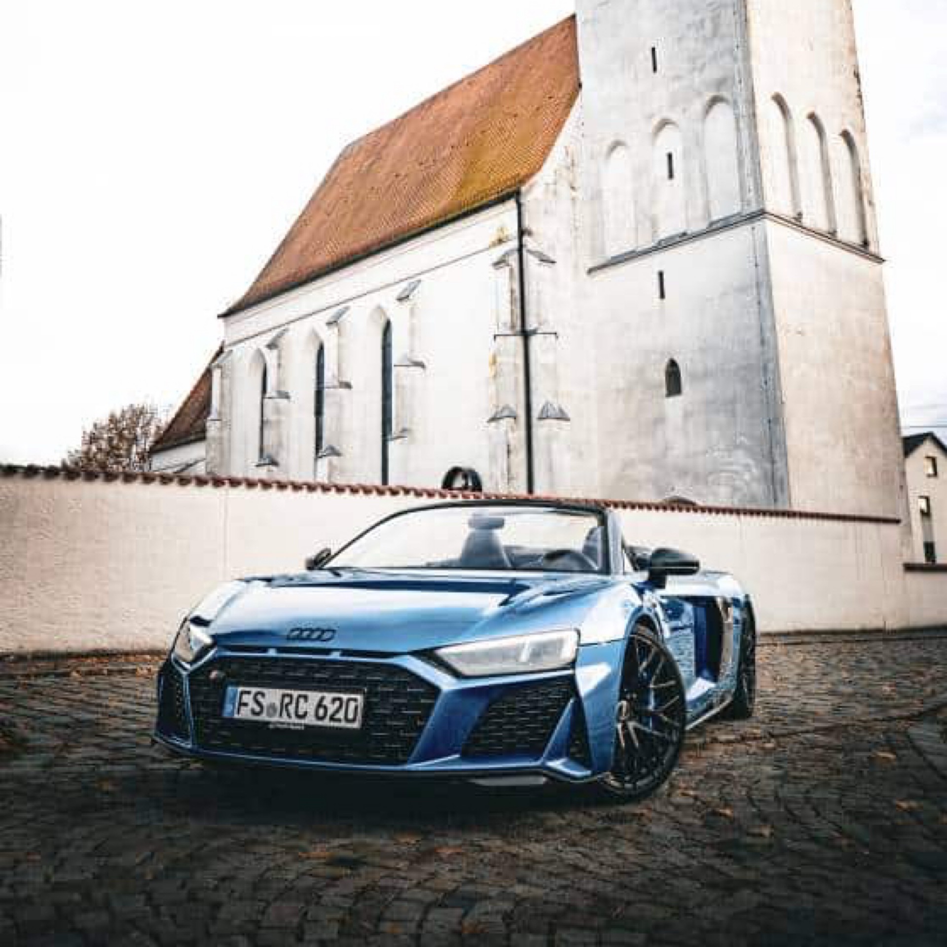 2022 Audi R8 Spyder Performance mit 620PS, Automatik, 3.2s (0-100) - Mieten in Attenkirchen