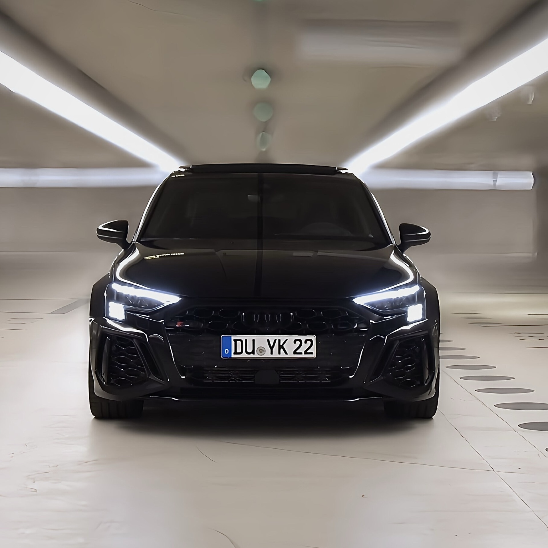 Audi Audi RS3 Limousine mieten in Oberhausen