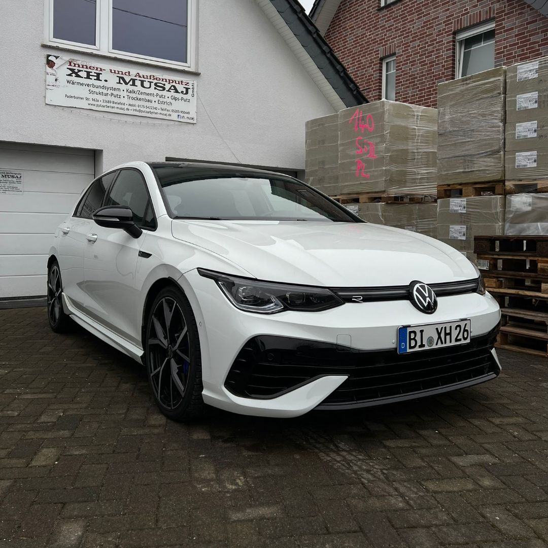 VW Golf 8R Performance mieten in Bad Oeynhausen