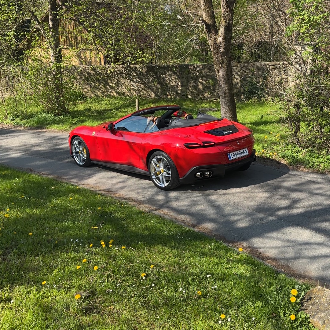 Ferrari Ferrari Roma Spider mieten