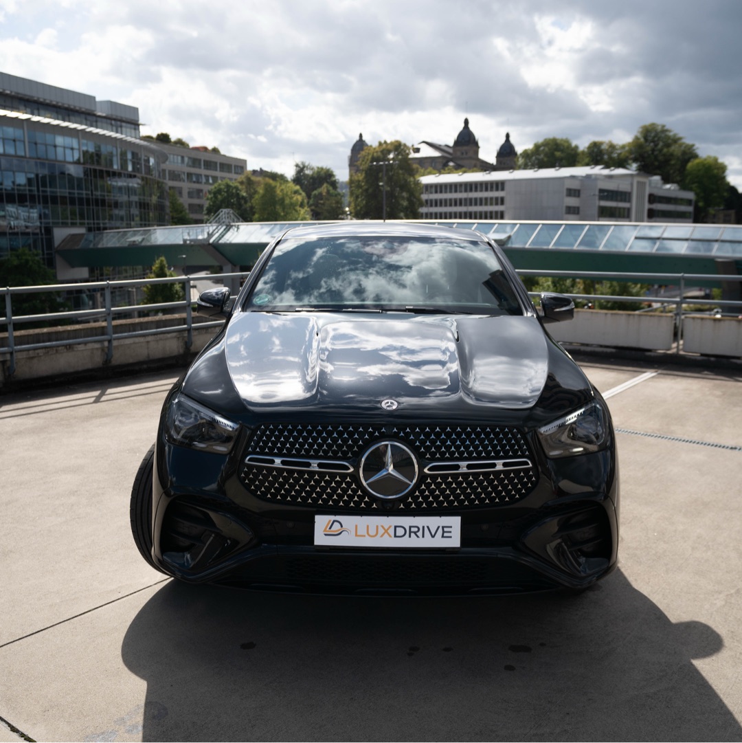Mercedes Mercedes-Benz GLE 300d 4MATIC Coupé mieten in Hückeswagen