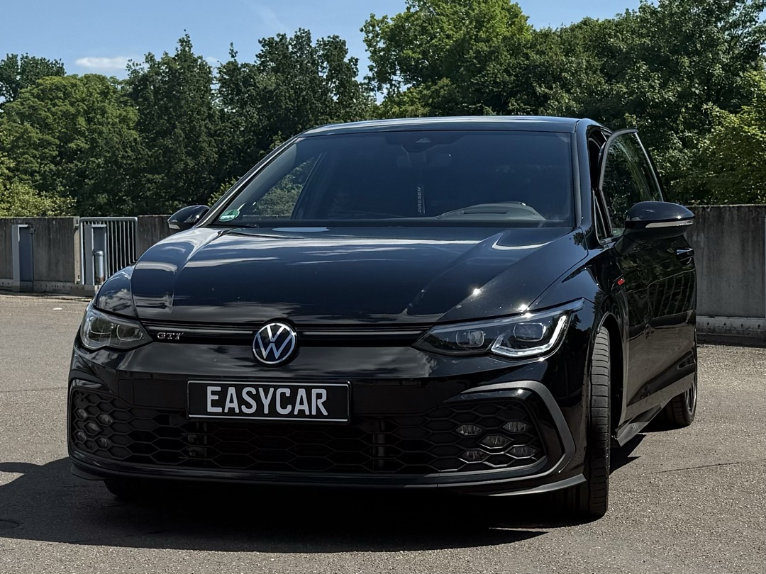 VW GOLF 8 GTI mieten in Bedburg
