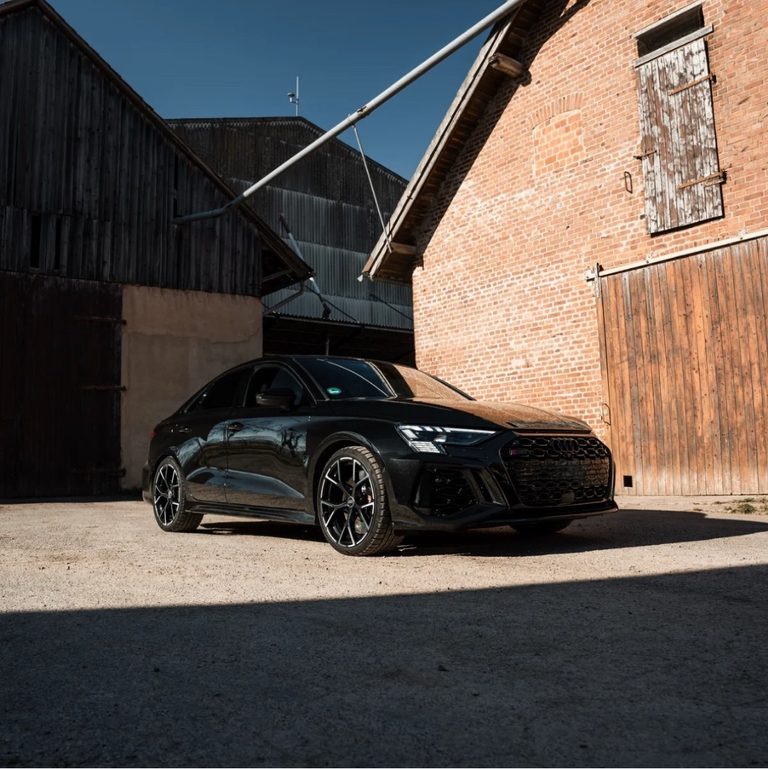 Audi AUDI RS3 LIMOUSINE mieten in Meine